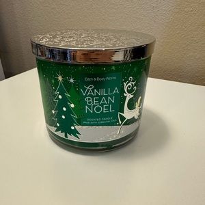 Bath & Body Works 3 wick (14.5oz) candle